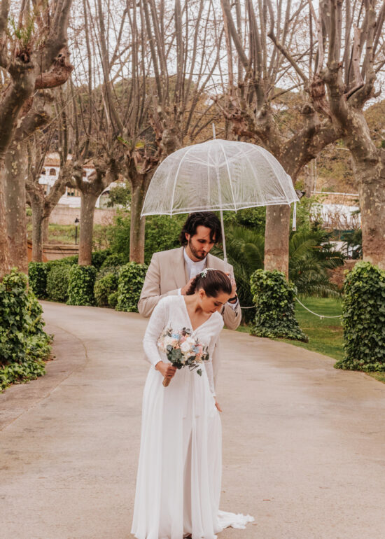 Boda en Can Cabús :: Boda en Alella :: Boda en Badalona :: Fotografo boda Barcelona :: Barcelona wedding photographer :: Boda en Badalona :: Boda bajo la lluvia
