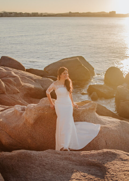 Fotógrafo de postboda :: Postboda en la playa :: Postboda Sant Antoni de Calonge :: Goldenhour :: Hora dorada :: Barcelona Trash the dress :: Fotógrafo boda Barcelona :: Barcelona wedding photographer :: Girona photographer