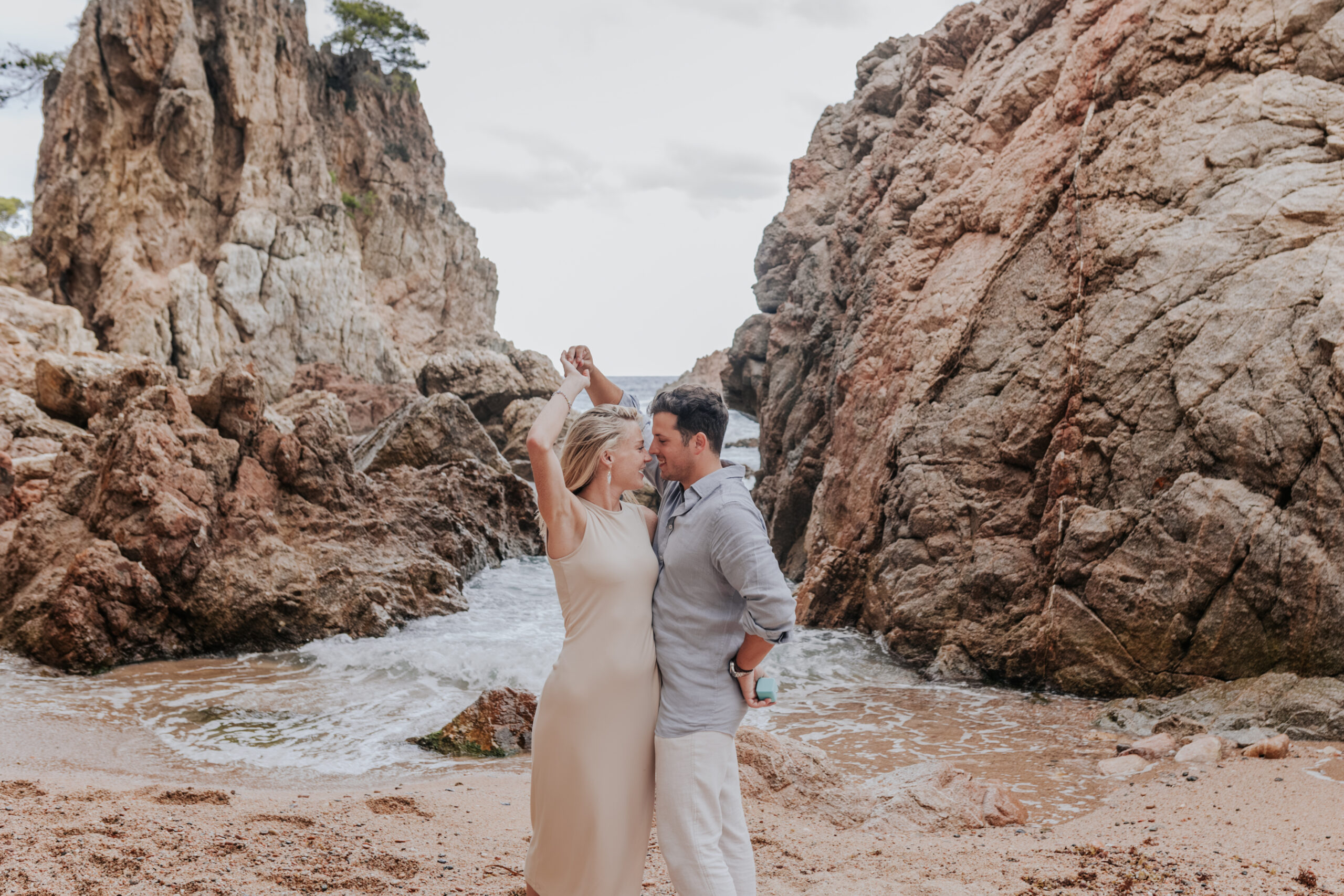Pedida de mano :: Sorpresa :: Reportaje de pareja :: Preboda :: Save the date :: reportaje de pareja :: Costa brava :: surprise proposal
